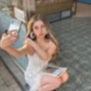 Meet your Posher, Meris